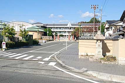 早島小学校