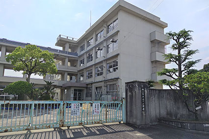山手小学校