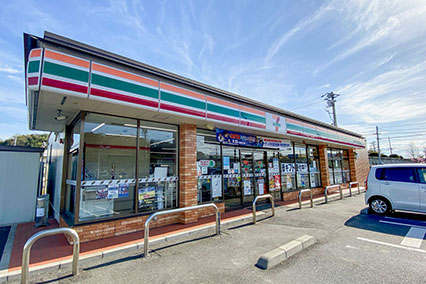 ファミリーマート兼基店