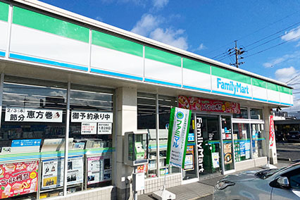 ファミリーマート兼基店