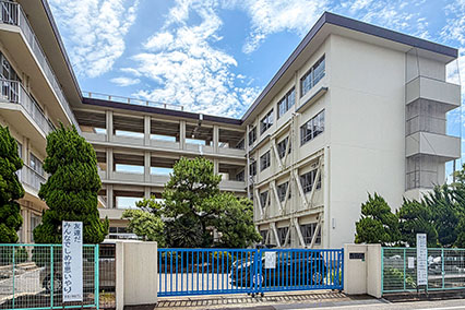 福山市立新涯小学校